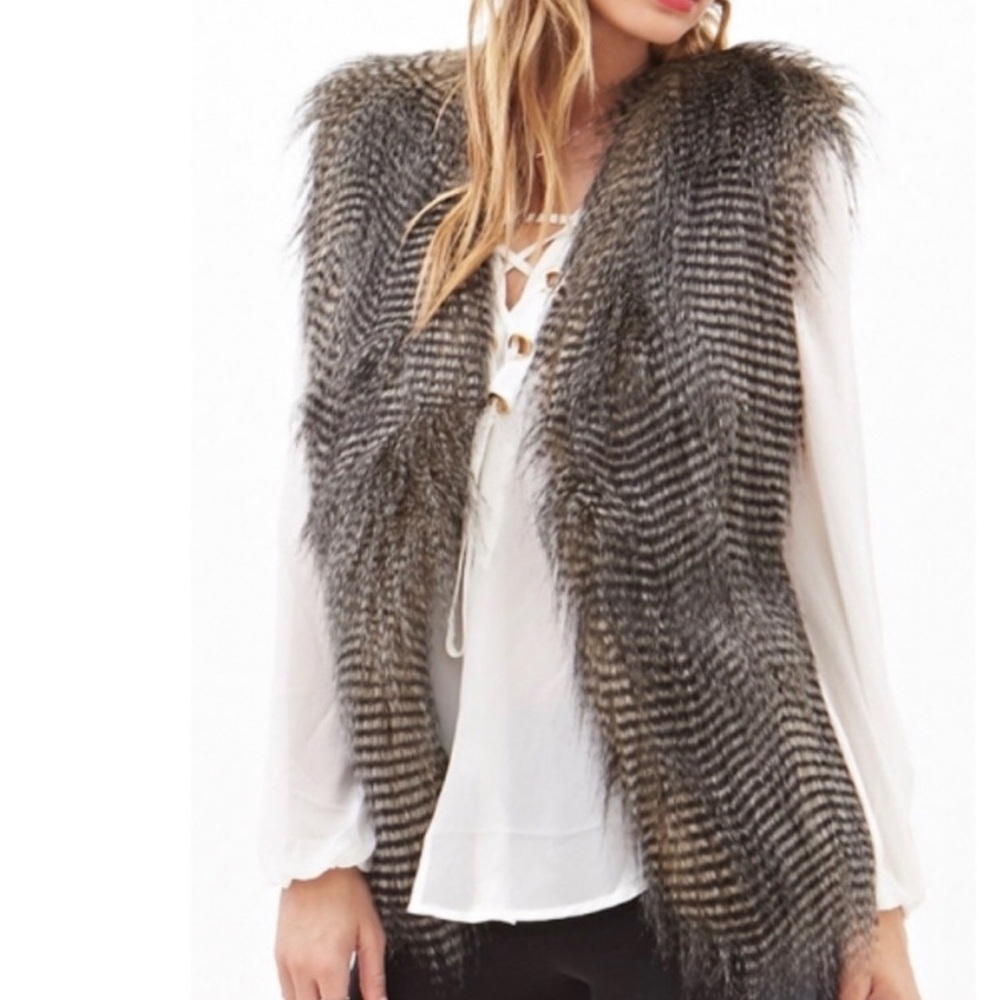 Choies Faux Quail Feather Vest Small